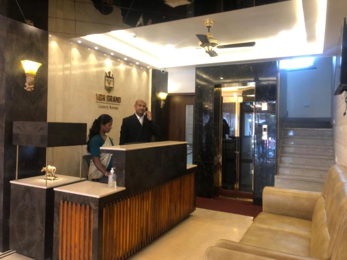 Hotel Vsr Grand Madanapalle Exterior foto